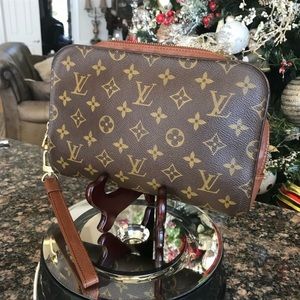 Louis Vuitton Monogram Orsay Clutch Wristlet Toiletries Bag